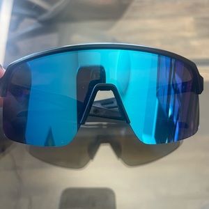 Oakley Sutro Lite Sweep OO9465 138mm Sunglasses with Matte Navy Frame and Prizm